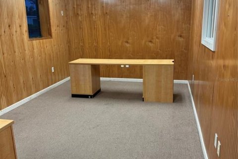 Propiedad comercial en alquiler en Groveland, Florida № 1144591 - foto 19