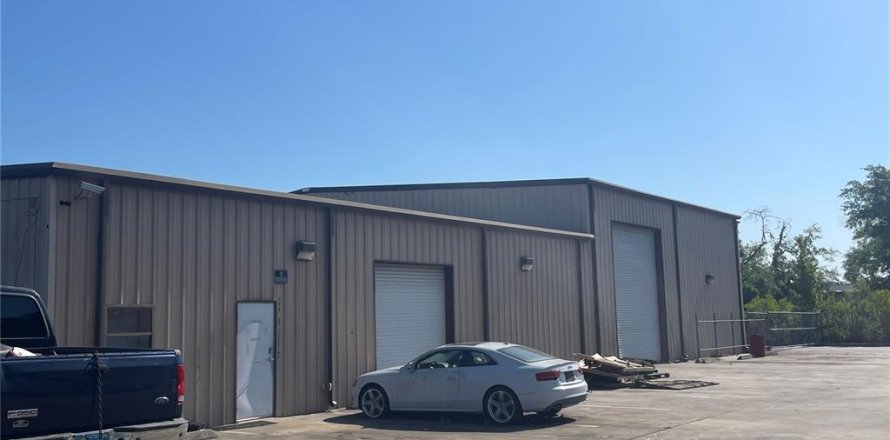 Propiedad comercial en Groveland, Florida № 1144591