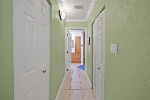 Townhouse in Sarasota, Florida 3 bedrooms, 206.43 sq.m. № 1545919 - photo 23