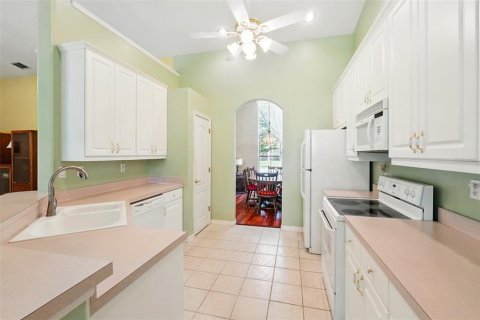 House in Kissimmee, Florida 4 bedrooms, 188.59 sq.m. № 1717315 - photo 18