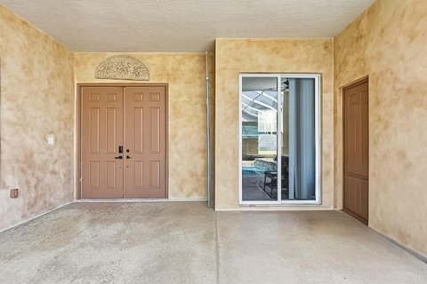 Casa en venta en Port St. Lucie, Florida, 4 dormitorios, 223.24 m2 № 2190097 - foto 2