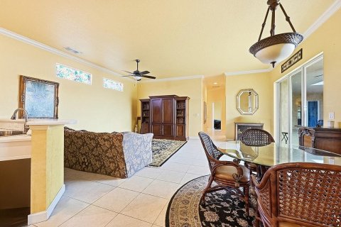 Casa en venta en Port St. Lucie, Florida, 4 dormitorios, 223.24 m2 № 2190097 - foto 4