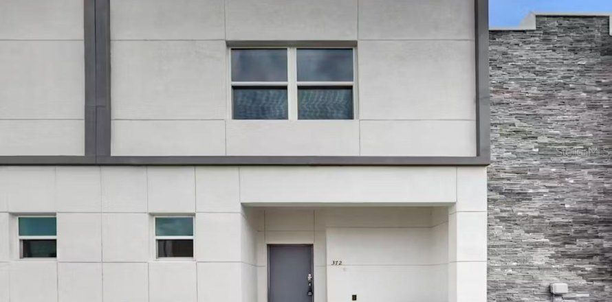 Touwnhouse à Davenport, Floride 4 chambres, 187.66 m2 № 1220356