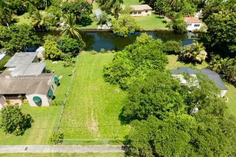 Terreno en venta en Miami, Florida № 1865726 - foto 4