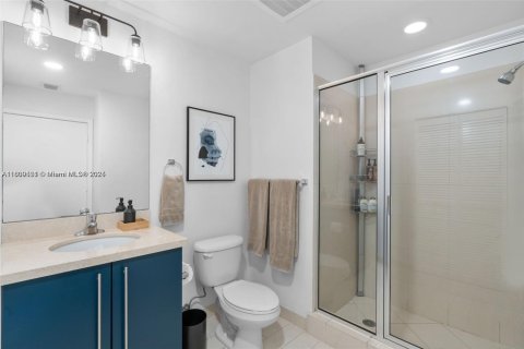 Condominio en alquiler en Miami, Florida, 2 dormitorios, 94.11 m2 № 1752486 - foto 21