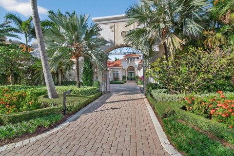 Villa ou maison à Boca Raton, Floride 5 chambres, 529.26 m2 № 2372683