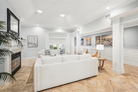 Villa ou maison à louer à Sarasota, Floride: 3 chambres, 321.63 m2 № 1797831 - photo 8