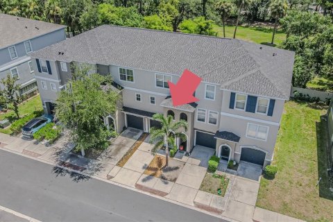 Townhouse in PALM RIVER TOWNHOMES in Tampa, Florida 2 bedrooms, 111.48 sq.m. № 2209370 - photo 20