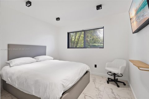 Villa ou maison à louer à Miami, Floride: 4 chambres, 167.22 m2 № 1952192 - photo 22