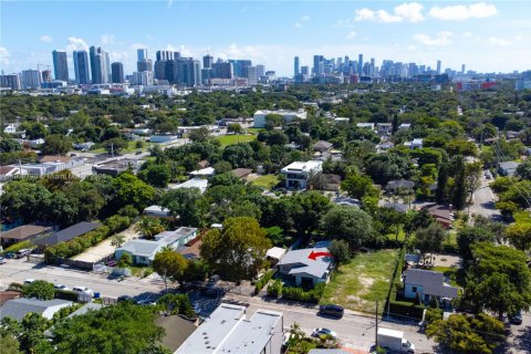 Villa ou maison à louer à Miami, Floride: 4 chambres, 167.22 m2 № 1952192 - photo 30
