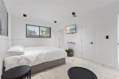 Villa ou maison à louer à Miami, Floride: 4 chambres, 167.22 m2 № 1952192 - photo 20