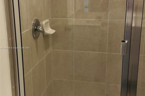 Adosado en alquiler en Fort Myers, Florida, 3 dormitorios № 1878496 - foto 13