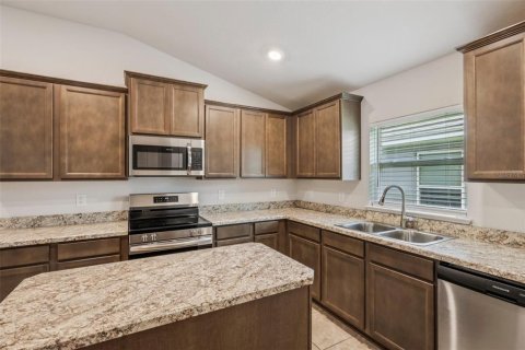 House in Spring Hill, Florida 4 bedrooms, 204.38 sq.m. № 1856105 - photo 21