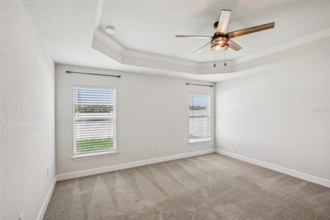 House in Spring Hill, Florida 4 bedrooms, 204.38 sq.m. № 1856105 - photo 23