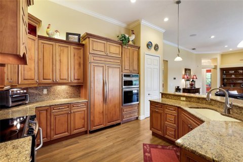 House in Sarasota, Florida 5 bedrooms, 479.65 sq.m. № 2396095 - photo 10