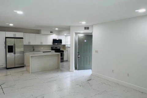 Купить кондоминиум в Уэст-Палм-Бич, Флорида 4 комнаты, 91.88м2, № 2146620 - фото 9