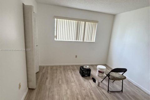 Condominio en venta en Miami, Florida, 2 dormitorios, 78.04 m2 № 2035730 - foto 6