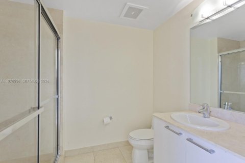 Condominio en venta en Sunny Isles Beach, Florida, 2 dormitorios, 124.67 m2 № 2042484 - foto 8