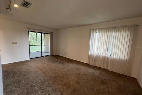 Apartamento en alquiler en Haines City, Florida, 2 dormitorios, 102.01 m2 № 1909702 - foto 3