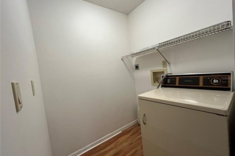 Apartamento en alquiler en Haines City, Florida, 2 dormitorios, 102.01 m2 № 1909702 - foto 9