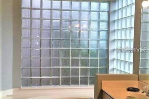 Снять в аренду виллу или дом в Юниверсити-Парк, Флорида 3 спальни, 210.52м2, № 1295989 - фото 15