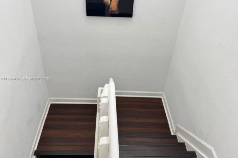 Снять в аренду виллу или дом в Дорал, Флорида 4 спальни, 214.6м2, № 2047025 - фото 13