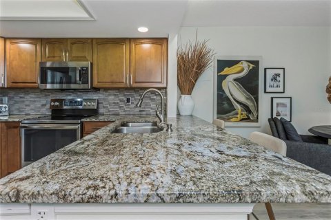 Adosado en alquiler en Saint Petersburg, Florida, 3 dormitorios, 147.25 m2 № 1819570 - foto 11
