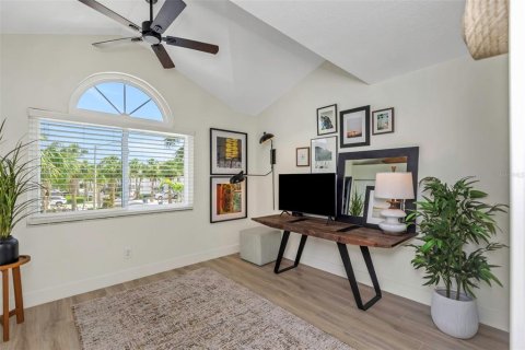 Adosado en alquiler en Saint Petersburg, Florida, 3 dormitorios, 147.25 m2 № 1819570 - foto 29