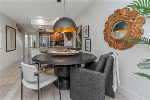 Adosado en alquiler en Saint Petersburg, Florida, 3 dormitorios, 147.25 m2 № 1819570 - foto 15