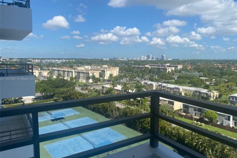 Condo in Hallandale Beach, Florida, 1 bedroom  № 1804191 - photo 18