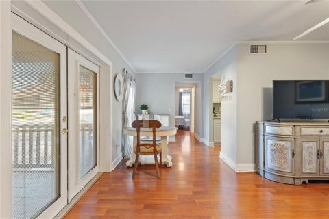 Condo in Tampa, Florida, 1 bedroom  № 2096227 - photo 4