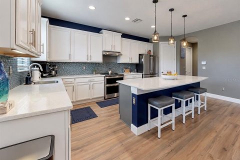 Villa ou maison à vendre à Riverview, Floride: 4 chambres, 308.06 m2 № 2427524 - photo 8