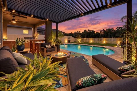 Villa ou maison à vendre à Riverview, Floride: 4 chambres, 308.06 m2 № 2427524 - photo 2