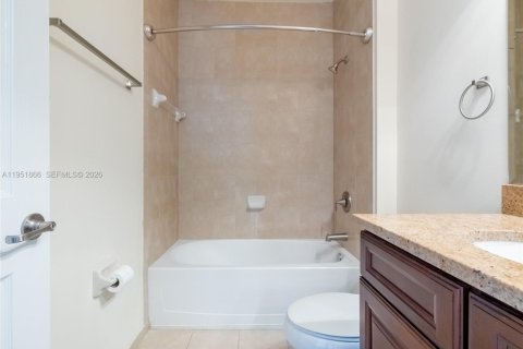 Casa en alquiler en Doral, Florida, 4 dormitorios, 324.69 m2 № 2009310 - foto 20