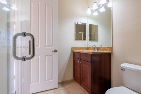 Casa en alquiler en Doral, Florida, 4 dormitorios, 324.69 m2 № 2009310 - foto 19