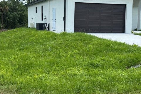 Casa en venta en Lehigh Acres, Florida, 3 dormitorios, 139.17 m2 № 1657060 - foto 5