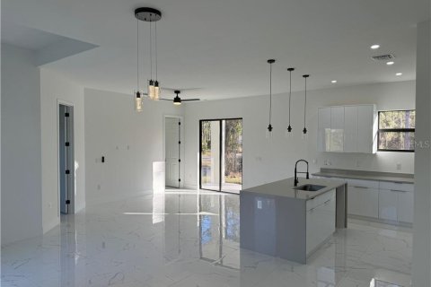 Casa en venta en Lehigh Acres, Florida, 3 dormitorios, 139.17 m2 № 1657060 - foto 7