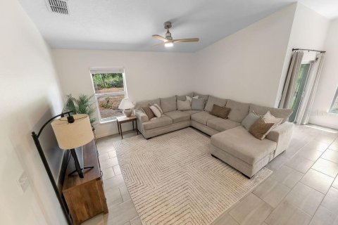 Villa ou maison à vendre à Deltona, Floride: 3 chambres, 141.3 m2 № 1762051 - photo 9
