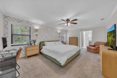 House in Brandon, Florida 4 bedrooms, 257.53 sq.m. № 1837447 - photo 25