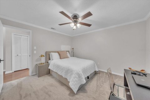 House in Brandon, Florida 4 bedrooms, 257.53 sq.m. № 1837447 - photo 29