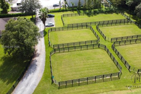 Propiedad comercial en venta en Loxahatchee Groves, Florida № 2004943 - foto 5