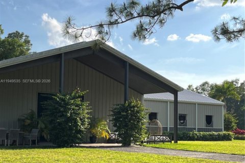 Propiedad comercial en venta en Loxahatchee Groves, Florida № 2004943 - foto 19