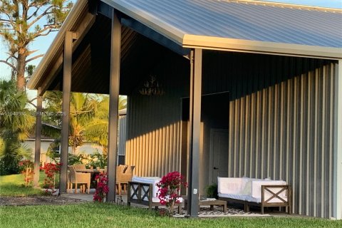 Propiedad comercial en venta en Loxahatchee Groves, Florida № 2004943 - foto 13