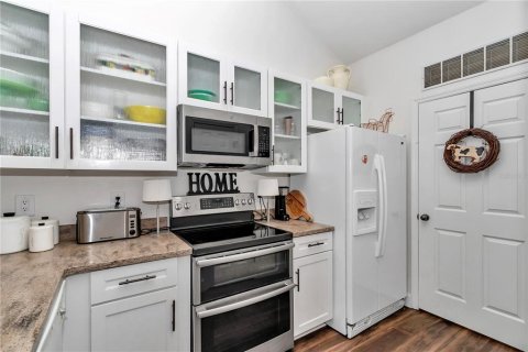 Condominio en venta en Newberry, Florida, 2 dormitorios, 120.12 m2 № 1866133 - foto 6