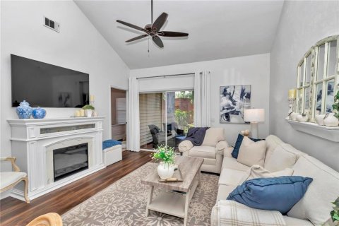 Condominio en venta en Newberry, Florida, 2 dormitorios, 120.12 m2 № 1866133 - foto 9