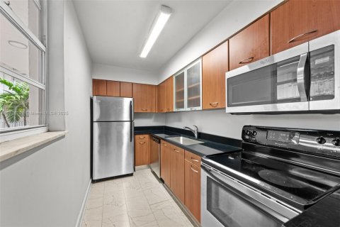 Condominio en venta en Miami, Florida, 1 dormitorio, 67.17 m2 № 1477386 - foto 14