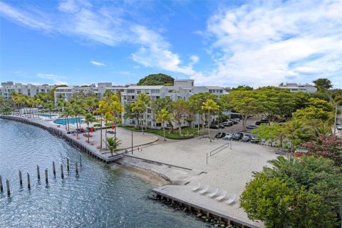 Condominio en venta en Miami, Florida, 1 dormitorio, 67.17 m2 № 1477386 - foto 18