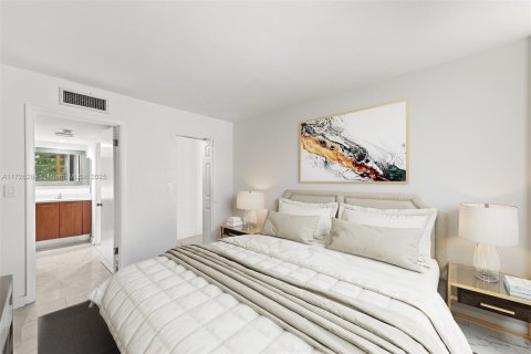 Condominio en venta en Miami, Florida, 1 dormitorio, 67.17 m2 № 1477386 - foto 10