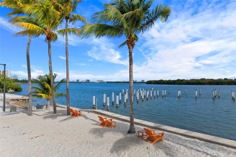Condominio en venta en Miami, Florida, 1 dormitorio, 67.17 m2 № 1477386 - foto 12