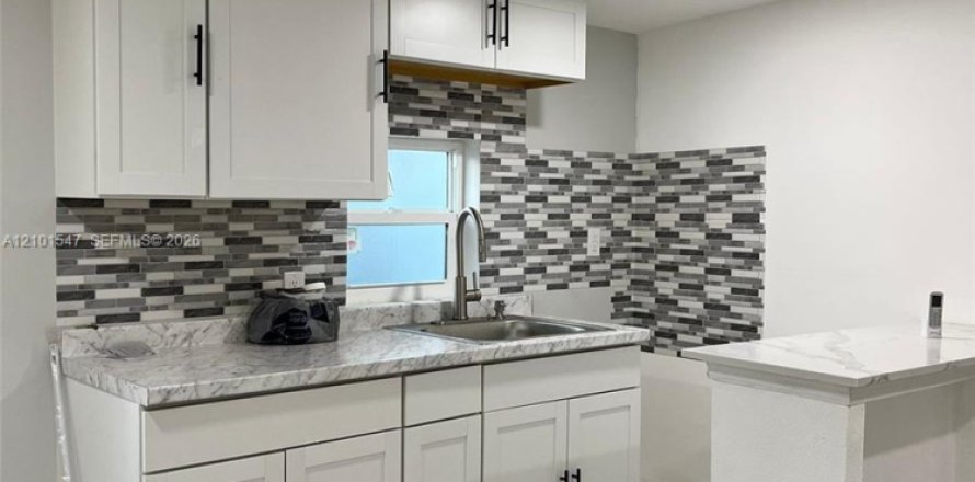Villa ou maison à Miami Gardens, Floride 1 chambre, 65.03 m2 № 2406004